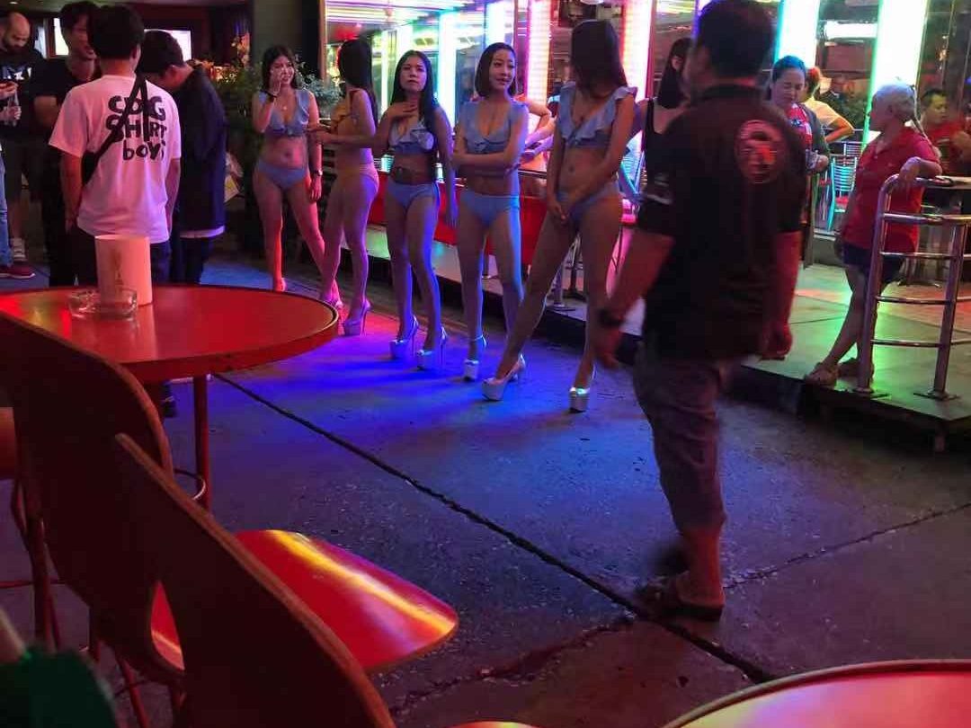曼谷gogobar推荐