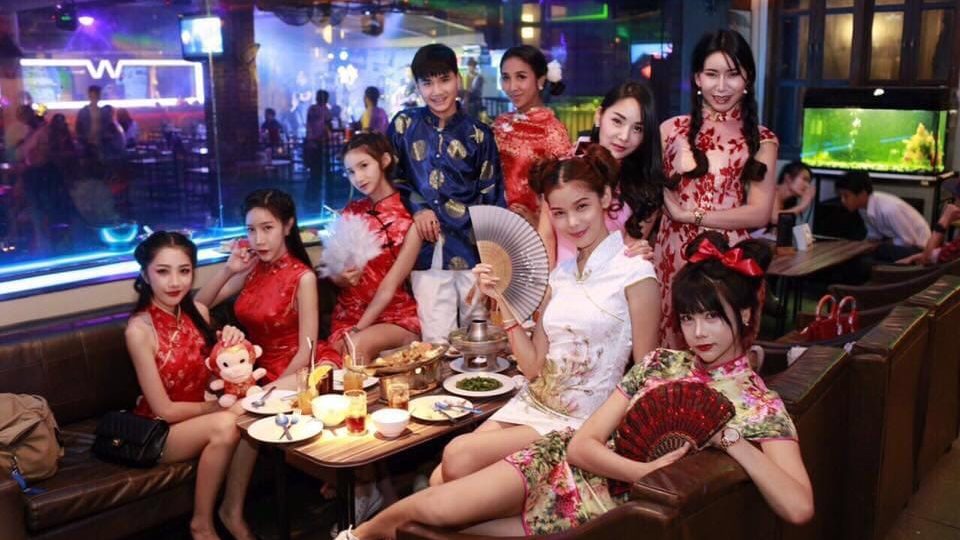 聊一聊和扒一扒娜娜广场颜值爆表的变性人吧:straps 2 曼谷娜娜straps