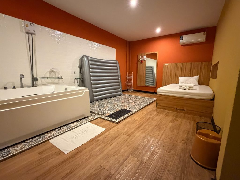 泰国曼谷日式按摩店Barbie18 Nuru massage 5 S 17776668